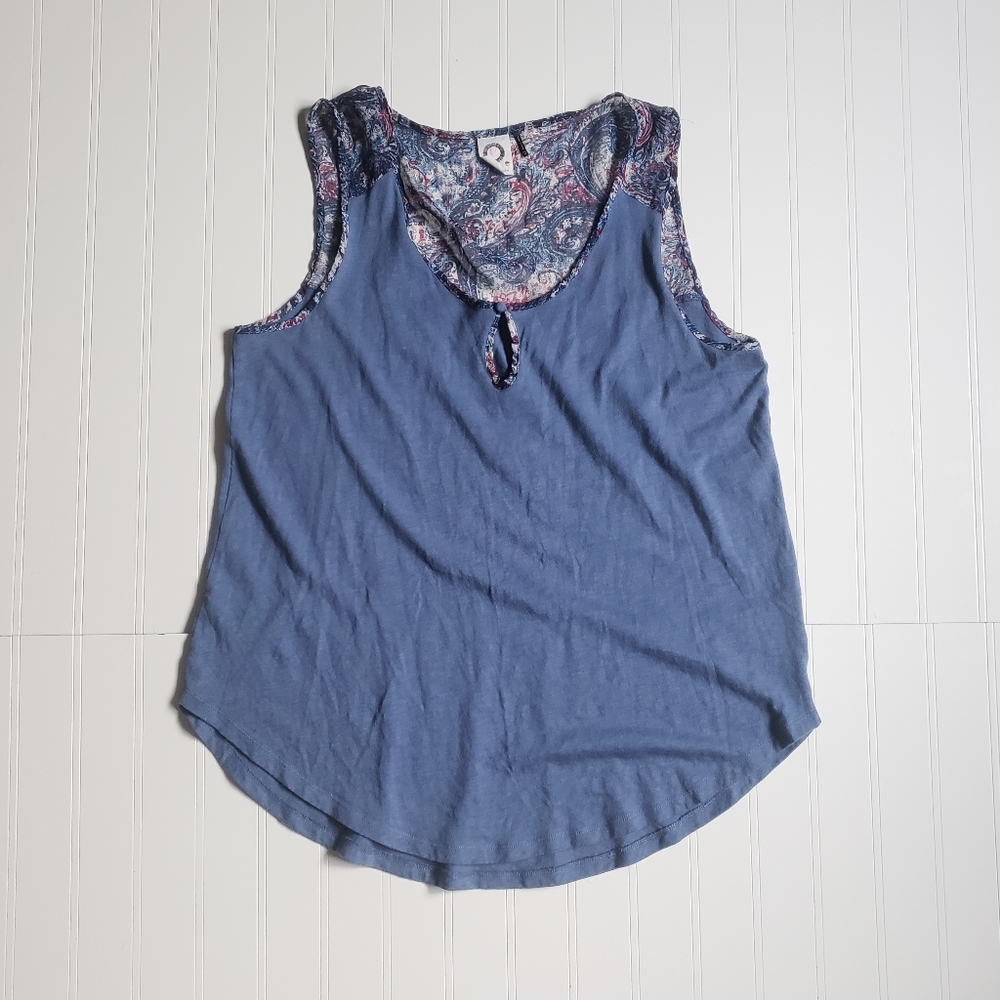 Anthro Akemi & Kin blue paisley detailed tank top
